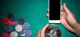 Metode pembayaran DANA dan QRIS di platform dewatangkas